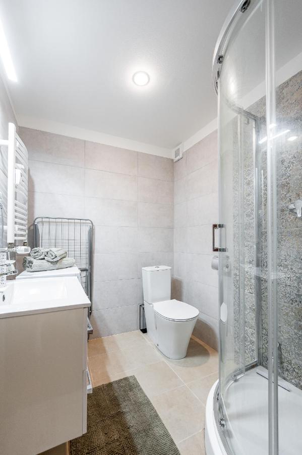 Apartman Mezonet Na Namesti Kosice Ngoại thất bức ảnh