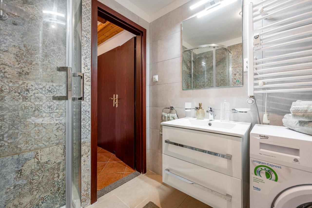 Apartman Mezonet Na Namesti Kosice Ngoại thất bức ảnh